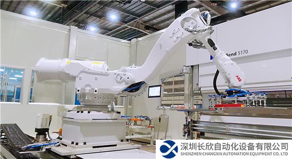 廈門ABB電力設(shè)備有限公司鈑金折彎機器人.jpg